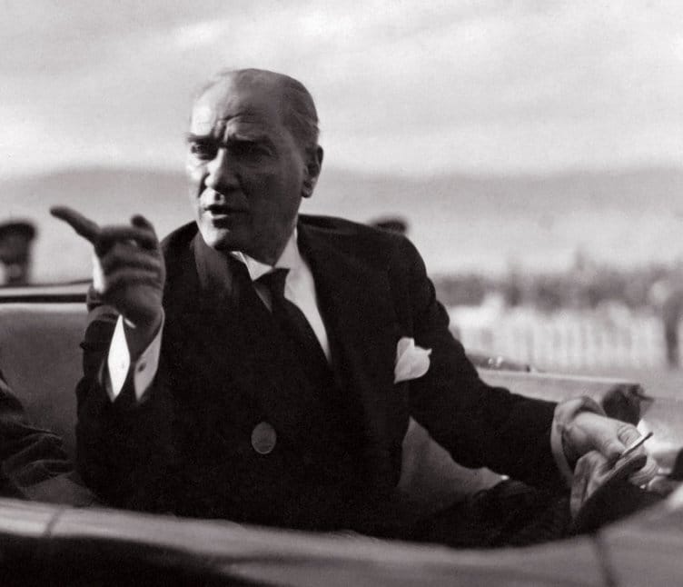 ATATÜRK SEVGİSİ ŞİİRİ – İbrahim Sevindik